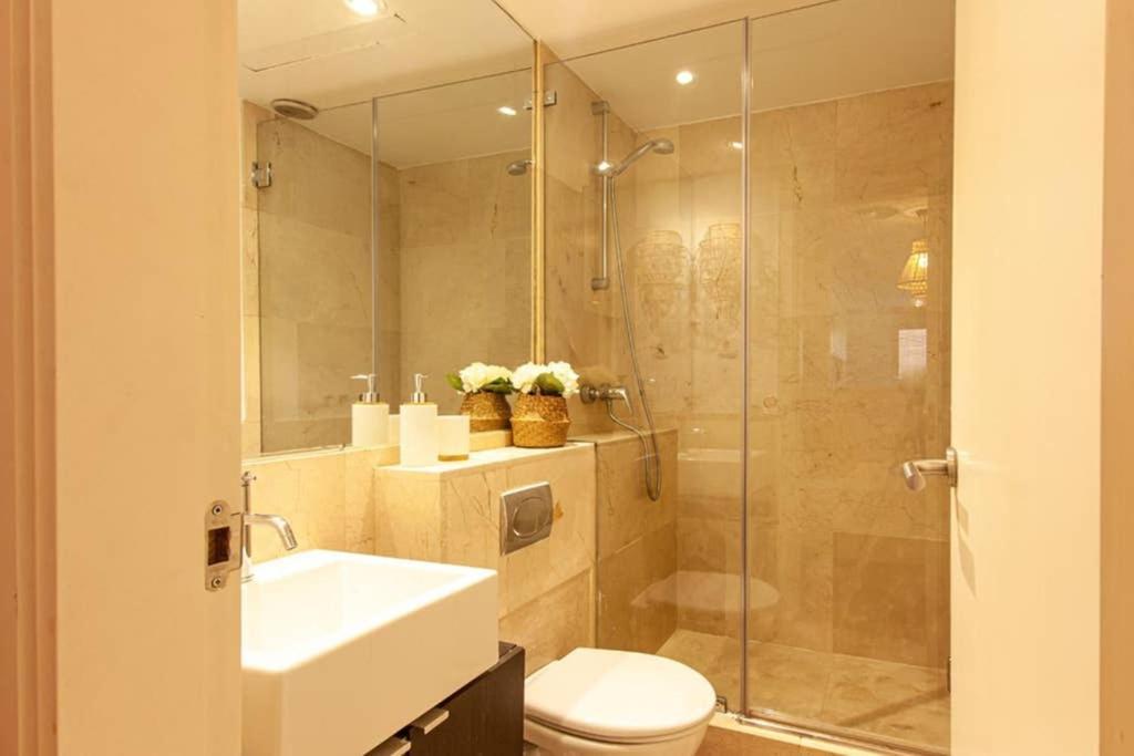 Heima Gran Via B Apartment Madrid Ngoại thất bức ảnh