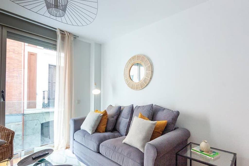 Heima Gran Via B Apartment Madrid Ngoại thất bức ảnh