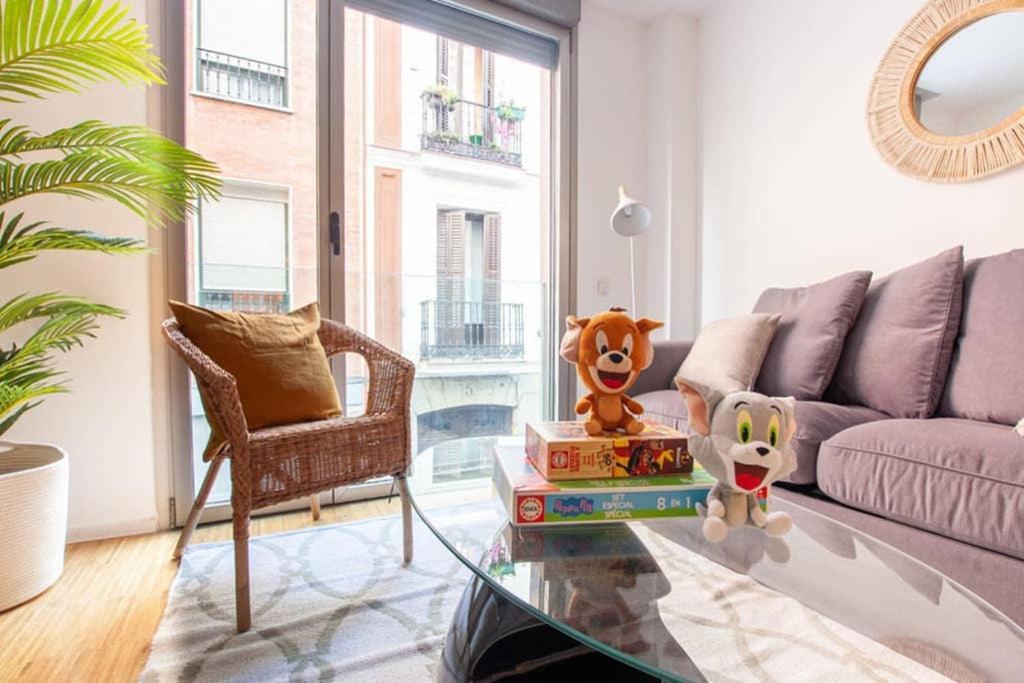 Heima Gran Via B Apartment Madrid Ngoại thất bức ảnh